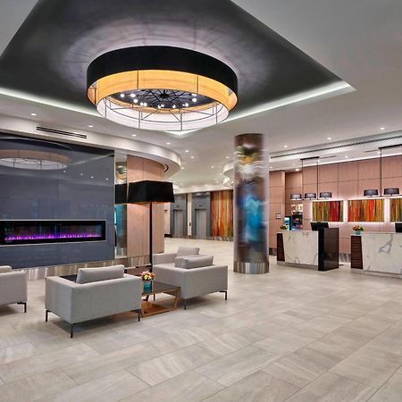 Delta Hotels by Marriott Edmonton Centre Suites Exteriör bild